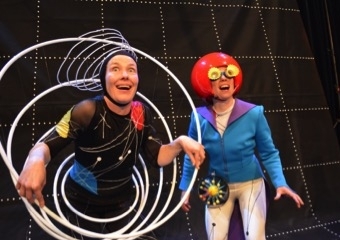 Flying Atoms - the aliens