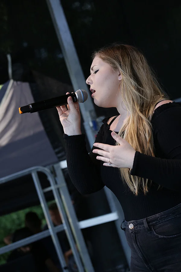 Atlanta performing at ESC MiniFest in Lewes in July 2019
