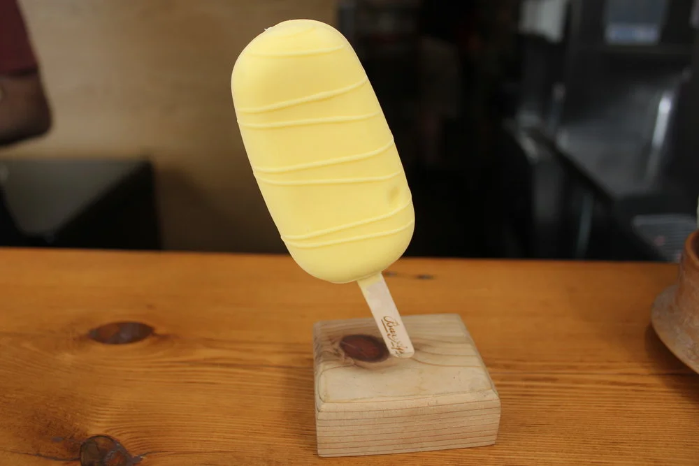 LEMON GELATO BAR