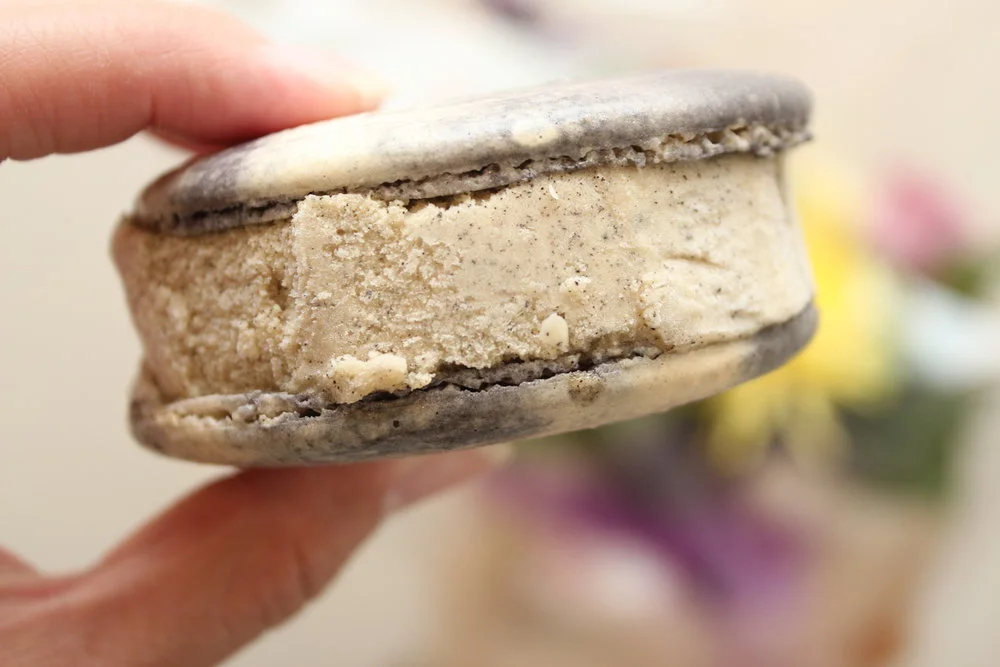 LONDON FOG ICE CREAM MACARON