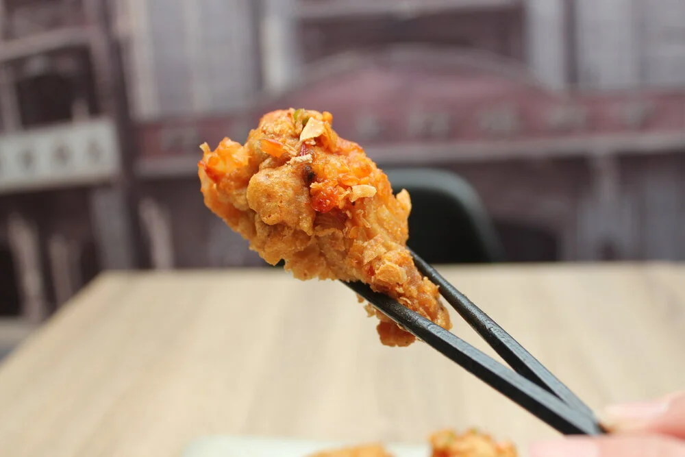SPICE AND PEPPER SALT CHICKEN WINGS