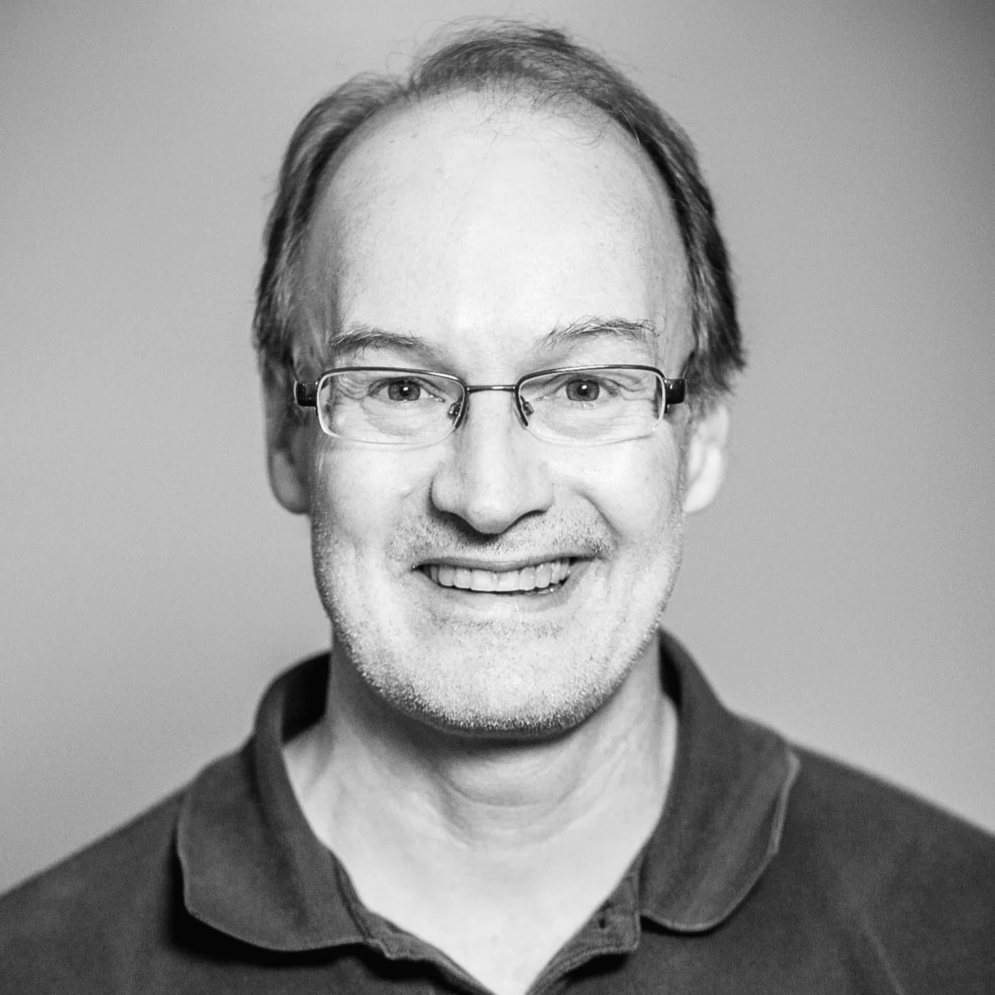 HEADSHOTfinals+%285+of+5%29.jpg