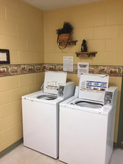 Laundry room 2.JPG