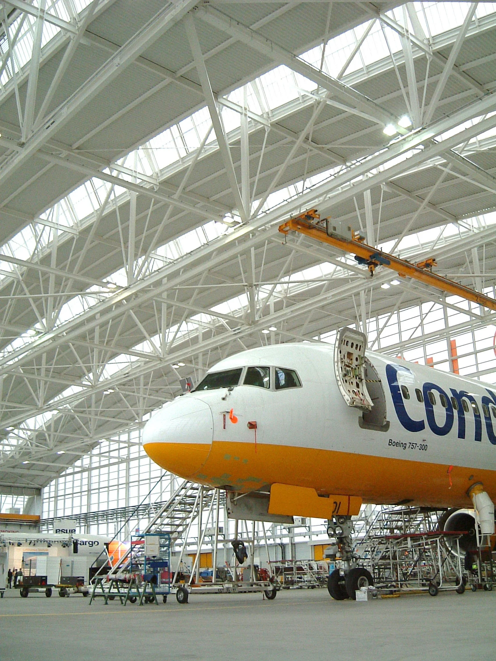Lufthansa Hangar_02_hA.jpg