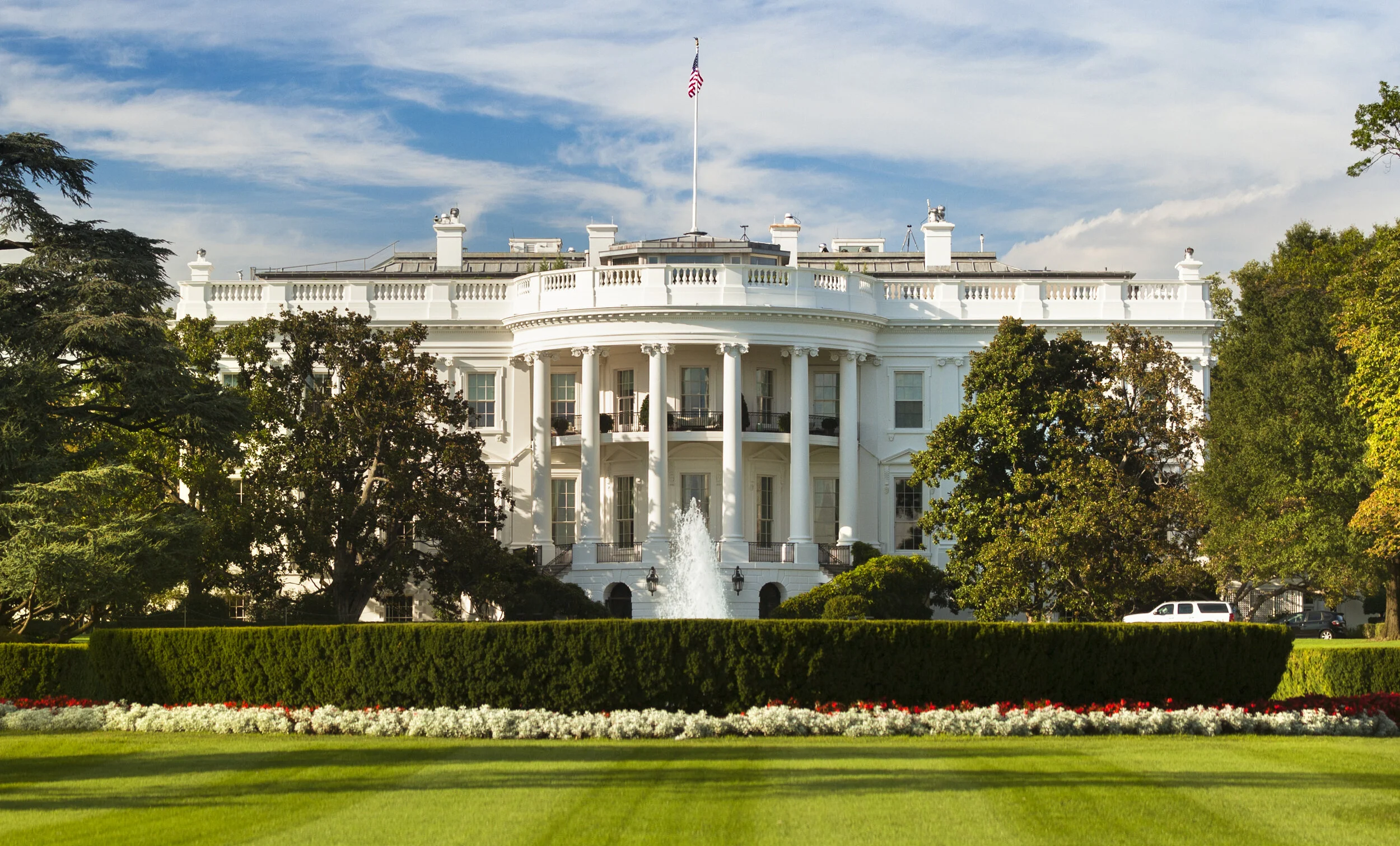 white-house.jpg
