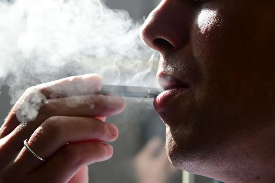 Does smoking/vaping put you at a higher risk of coronavirus?