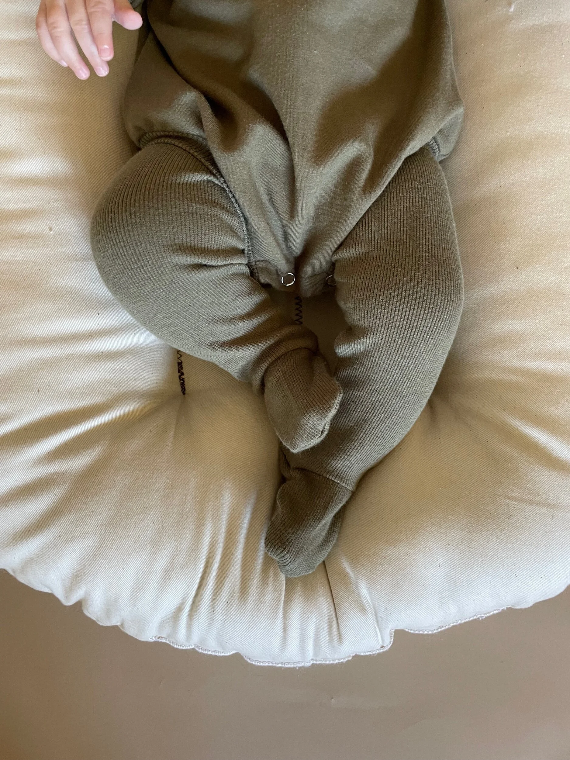 D8DD6321-9055-430F-8232-A0F75C068A47