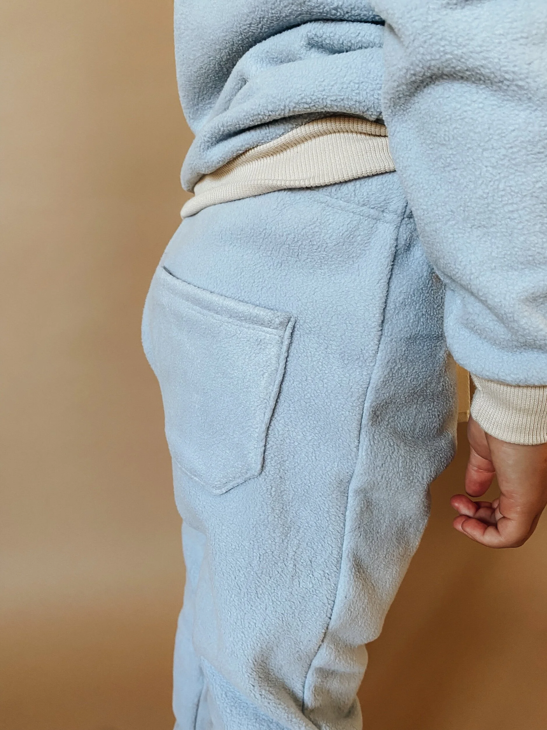 427CE1C5-5604-49EE-A63F-F09738310D42