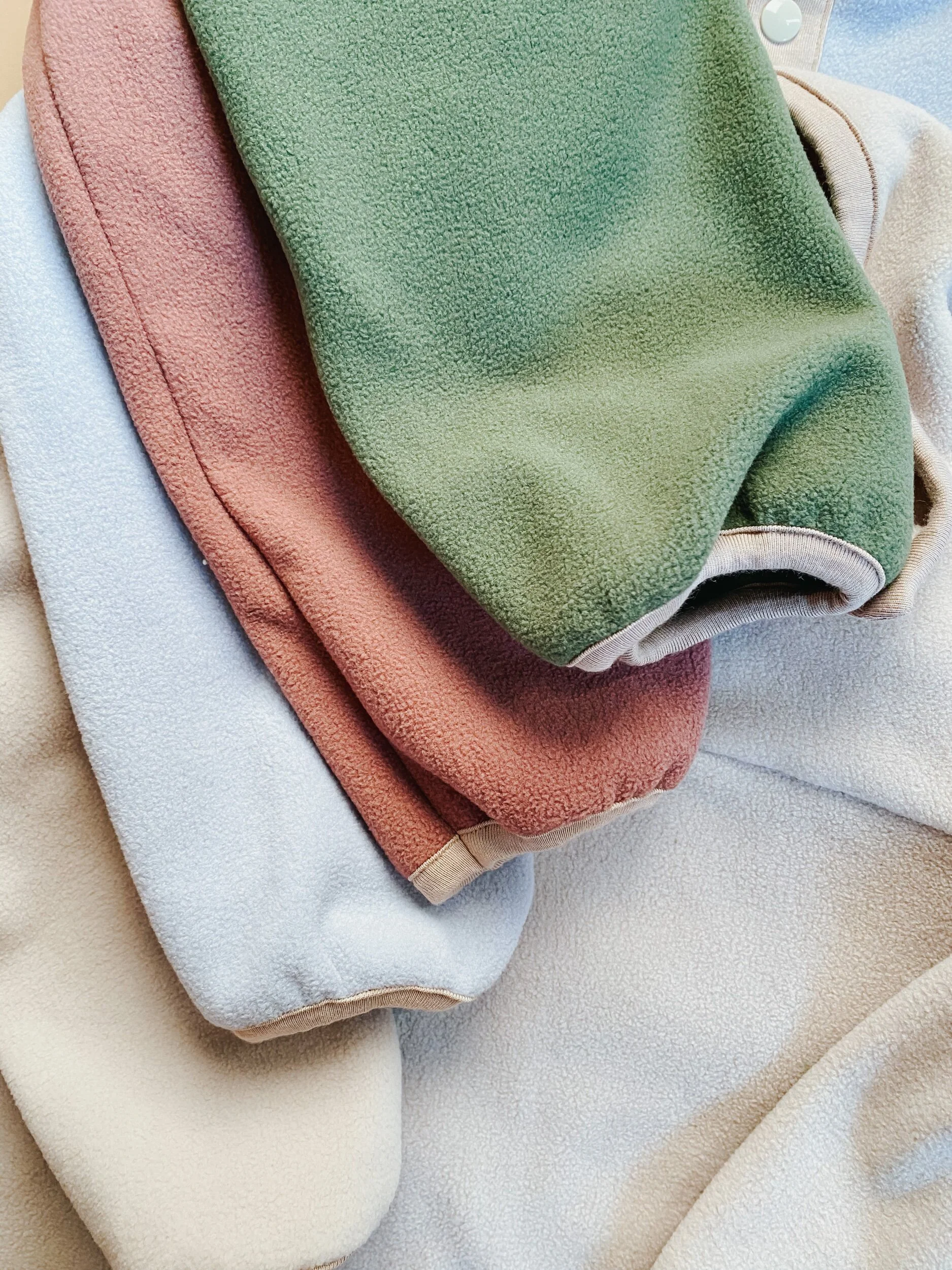 69D21452-147F-4DC5-A73B-54D48790F9E7