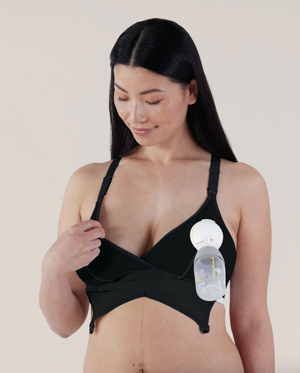 Simple Wishes Signature Hands-Free Pumping Bra — Breastfeeding