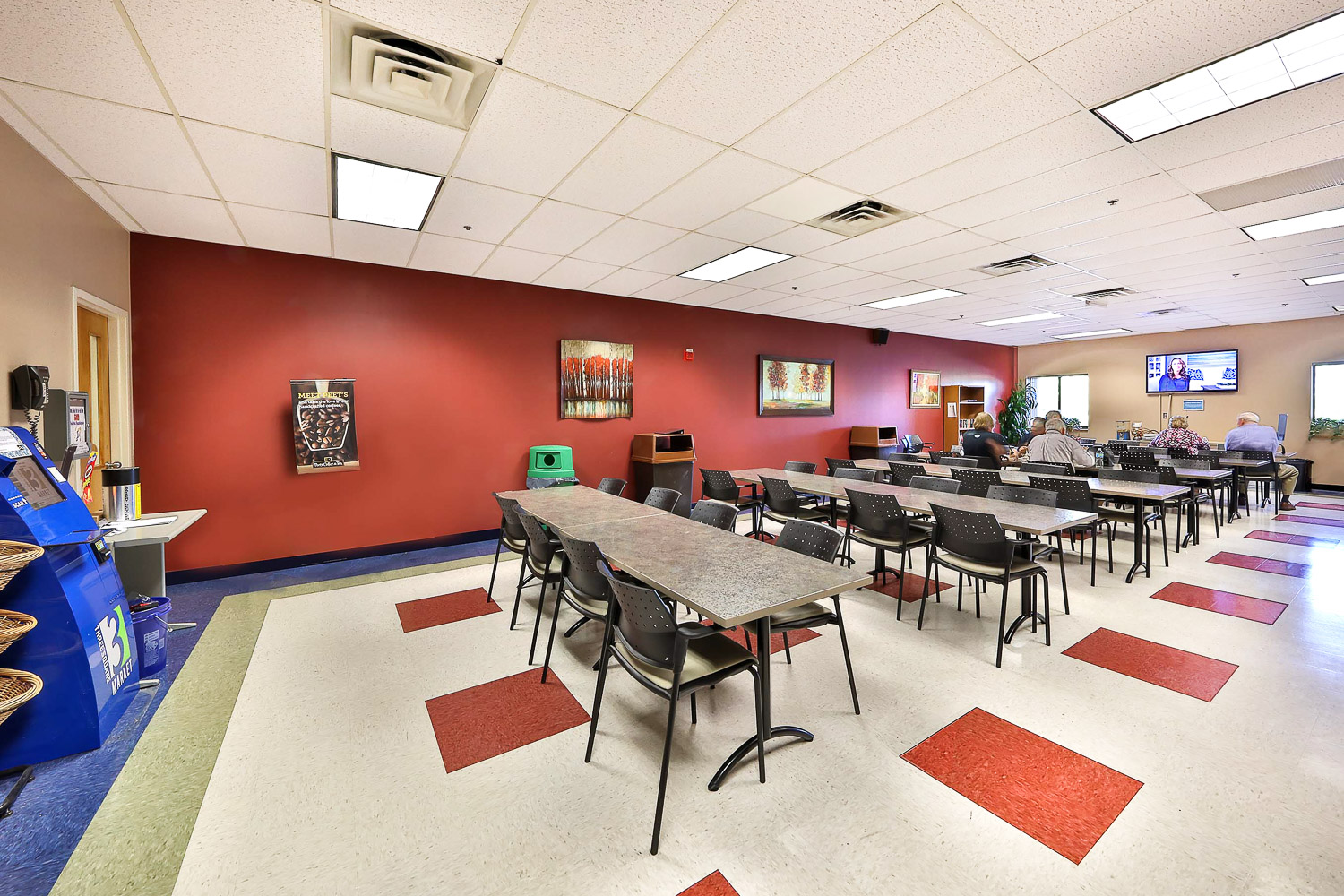 Corporate Cafeteria Interior Design