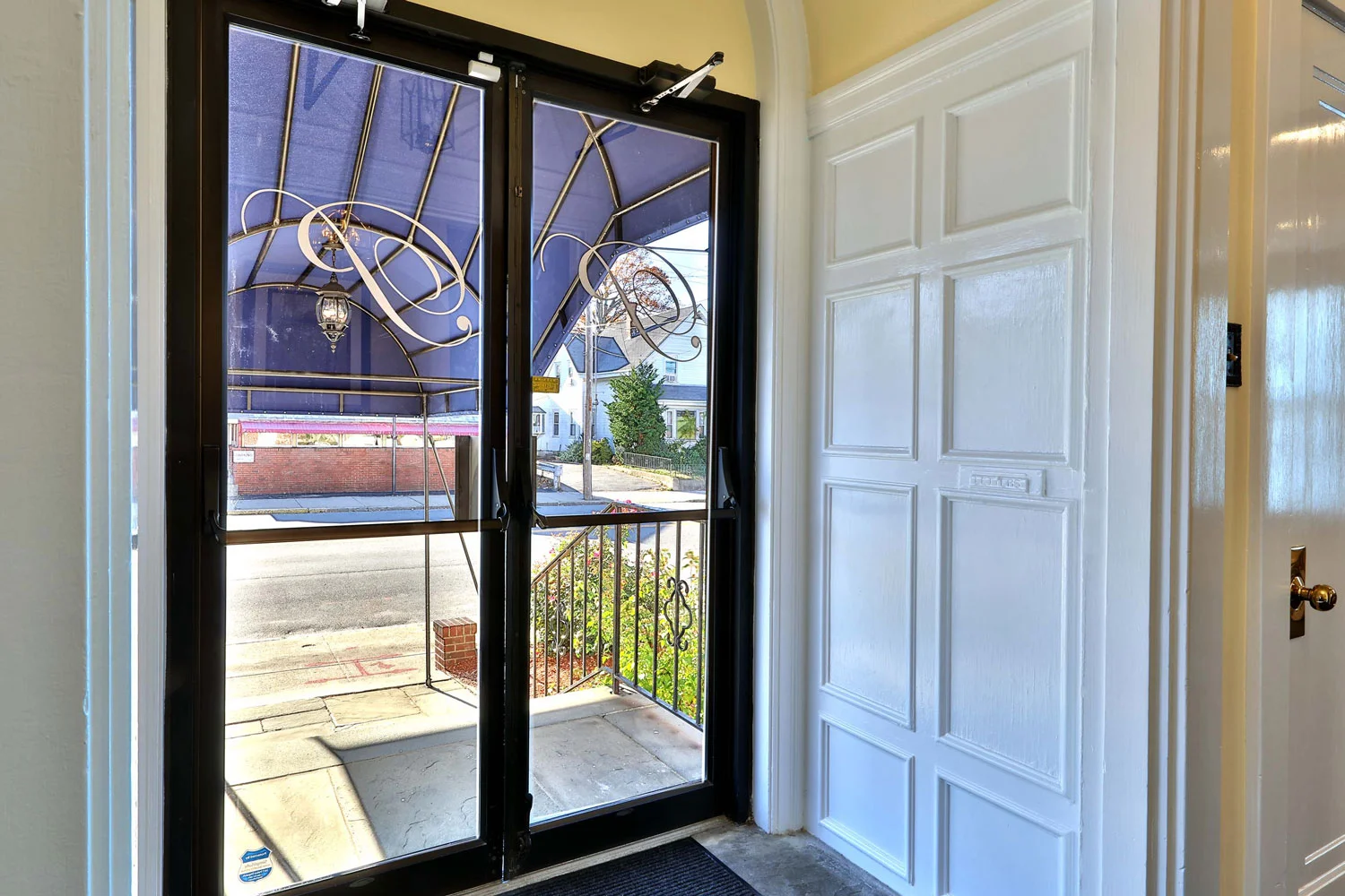 Funeral home front entry.
