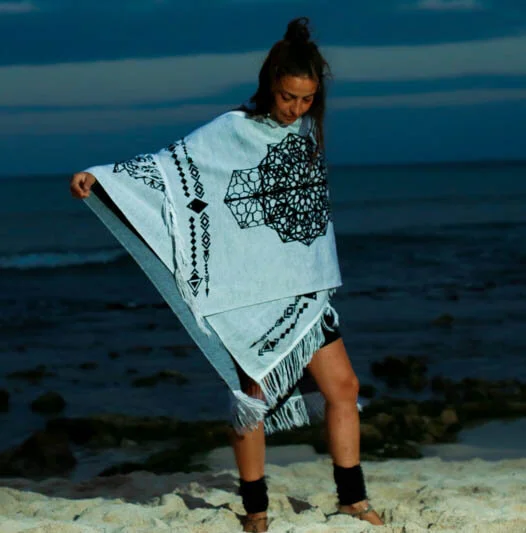 ponchogemetria white.jpg