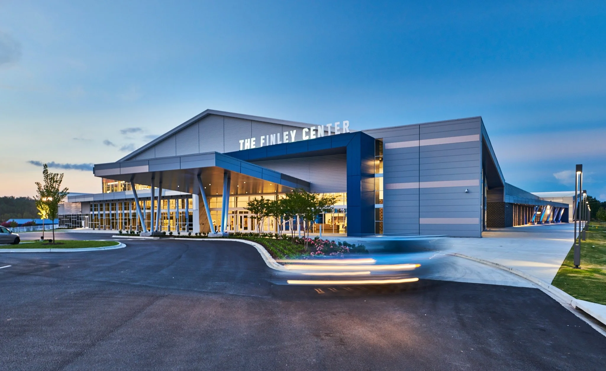 Modern banquet and conference space inside the Finley Center in Hoover Alabama perfect for trade shows, large galas and fundraisers.