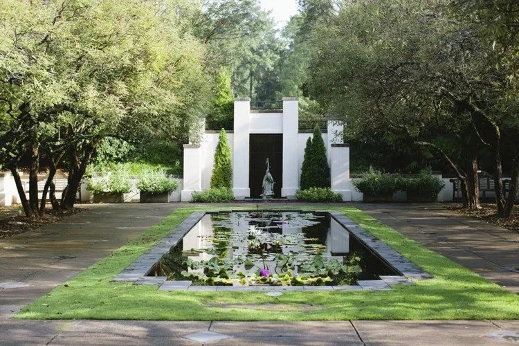 Birmingham Botanical Gardens wedding and event venue with outdoor garden ceremony and conservatory in Birmingham Alabama.