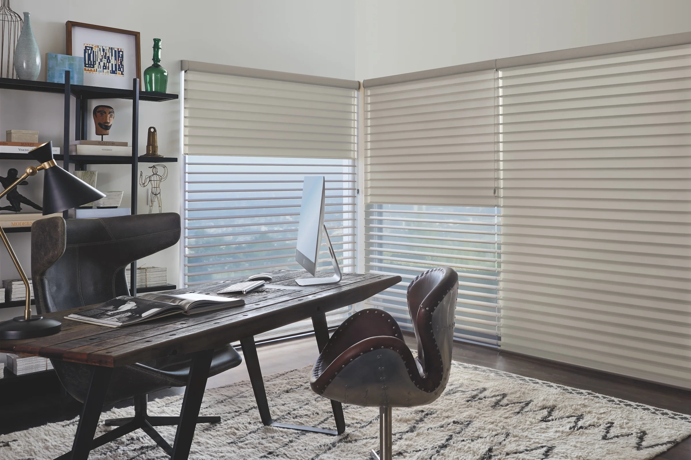 2016_SIL_UG2_Mystere_Office_CROP+copy.jpg