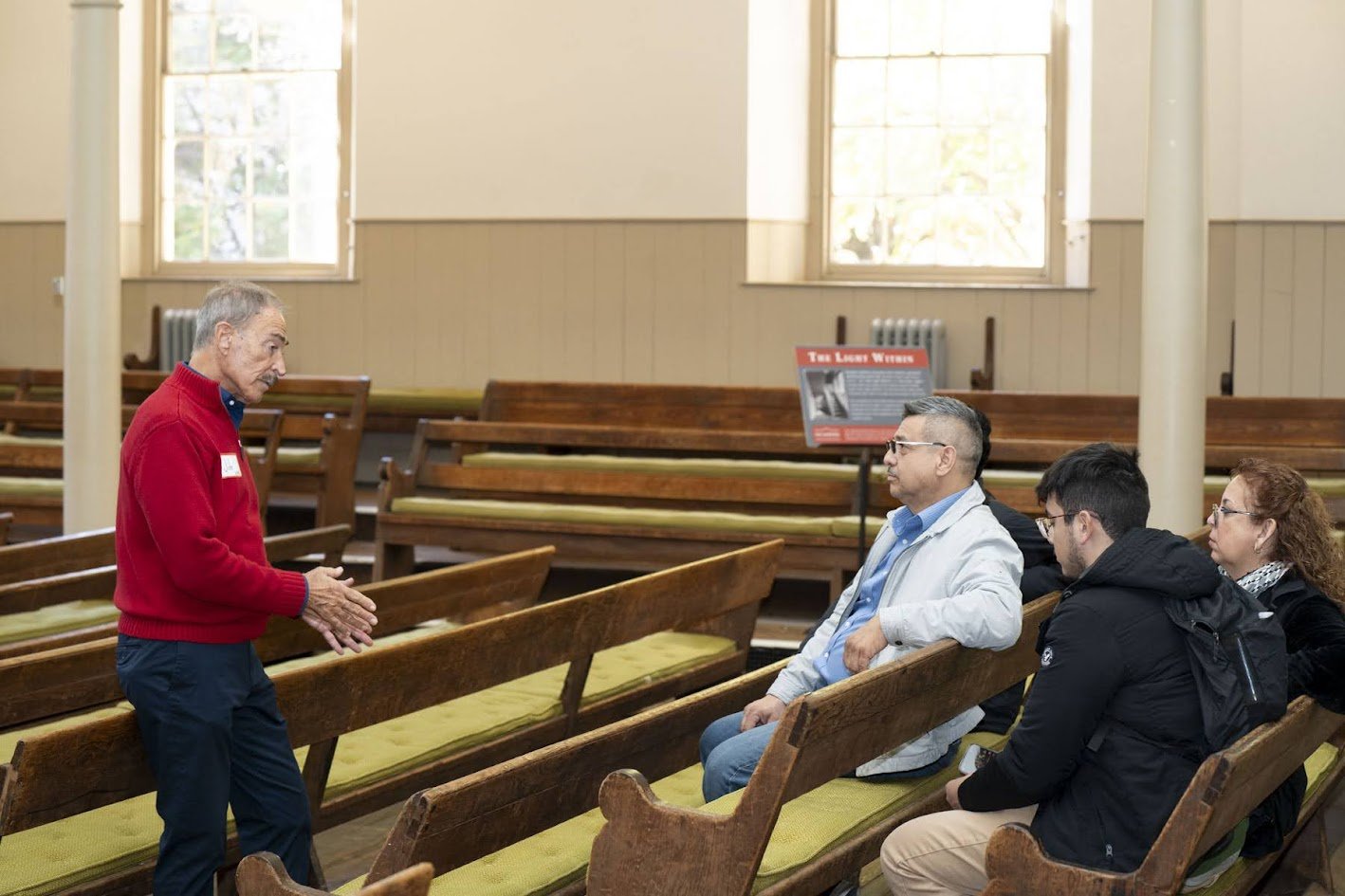 Arch Street Meeting House &amp; Burial Ground Tour