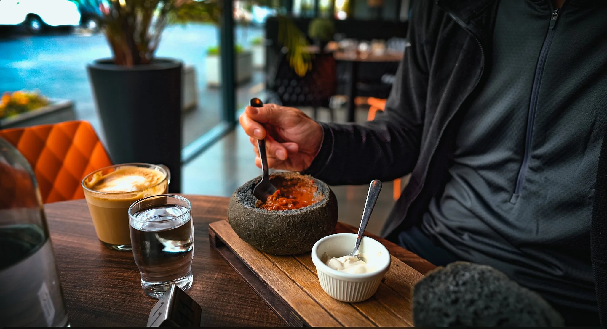 ICELAND FOODIE SPOTS YOU MUST TRY