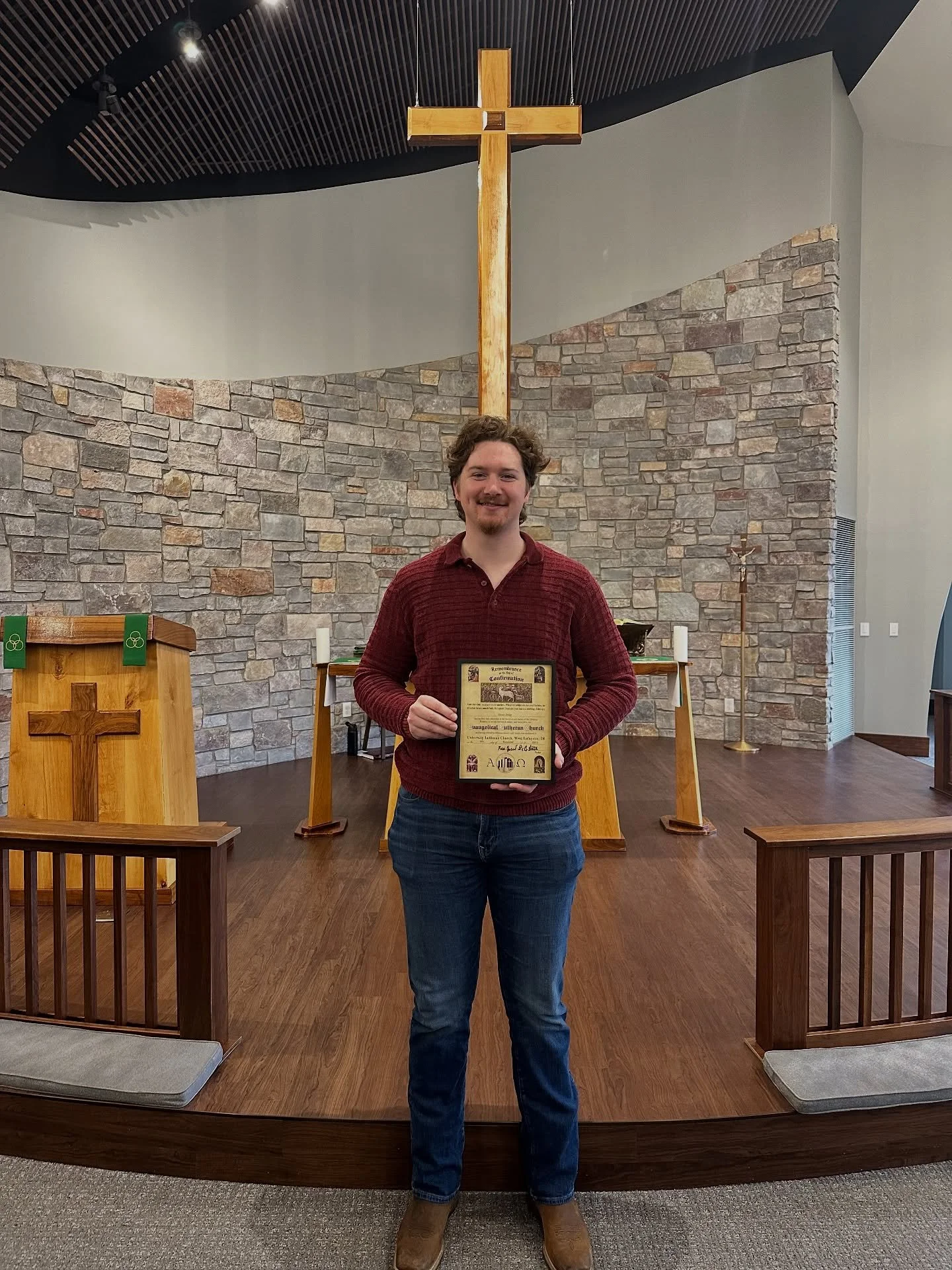 ULu joyfully welcomed Ethan Hodge into our church today with the Rite of Confirmation! We are so thankful to get to serve students in this way 💛🖤

Congratulations again, Ethan!