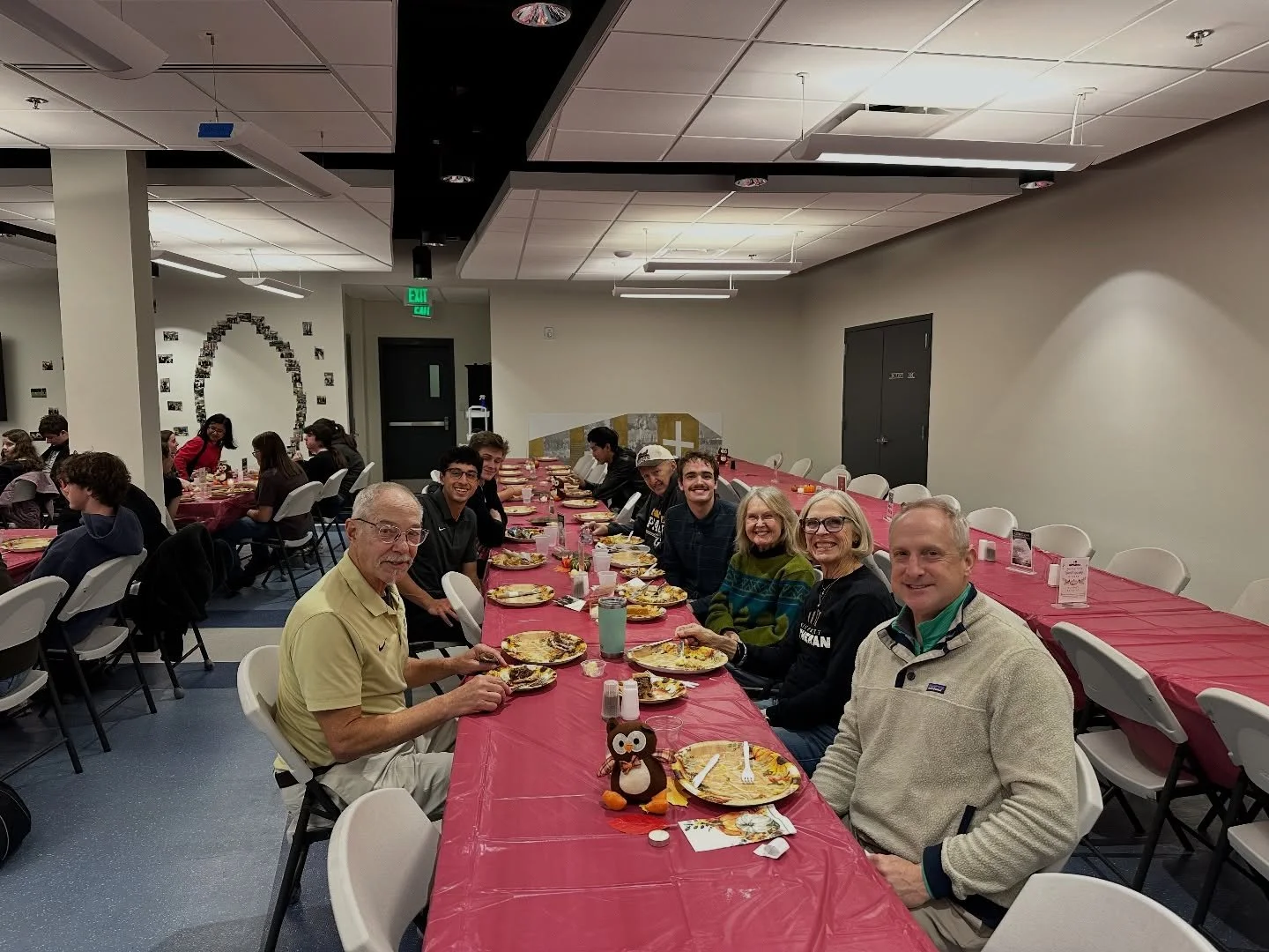 Our 2025 ULu Thanksgiving Come Hungry dinner was one to remember! We are continuously grateful for the opportunity to serve students in the heart of campus and look forward to continue doing so next semester! Thank you to our Come Hungry volunteers w