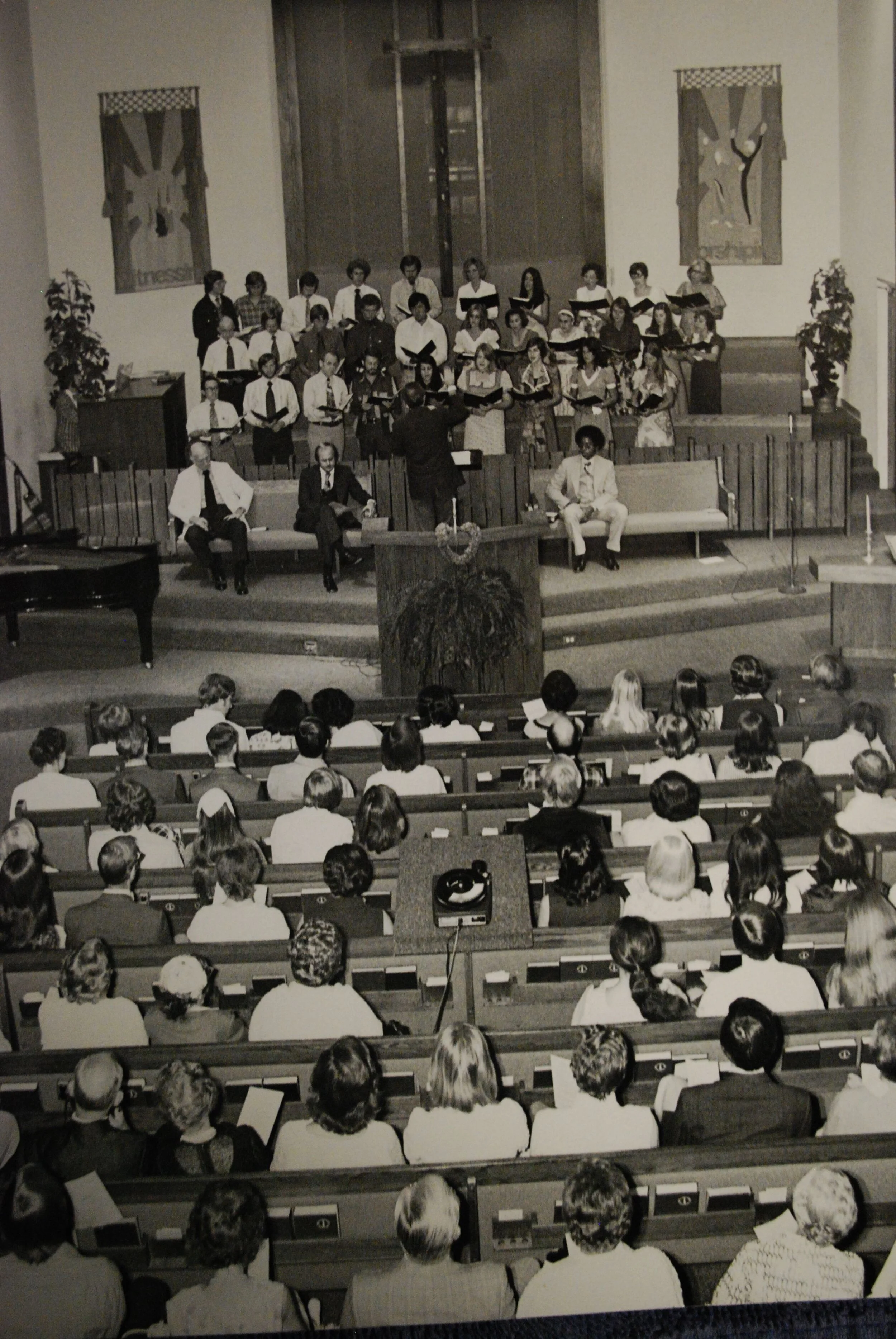 sanctuary interior after 1972 remodel