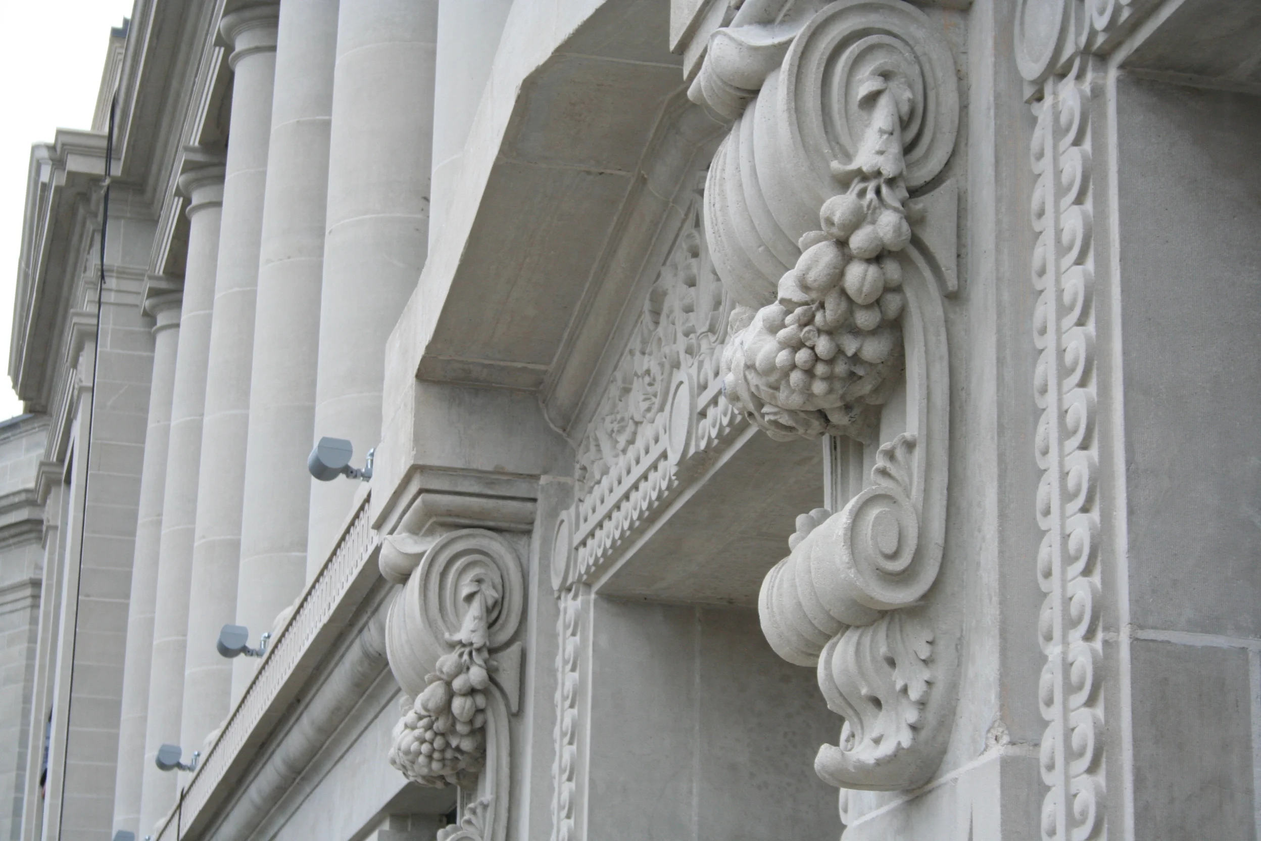 San Jac Memorial Bldg. - Detail.JPG