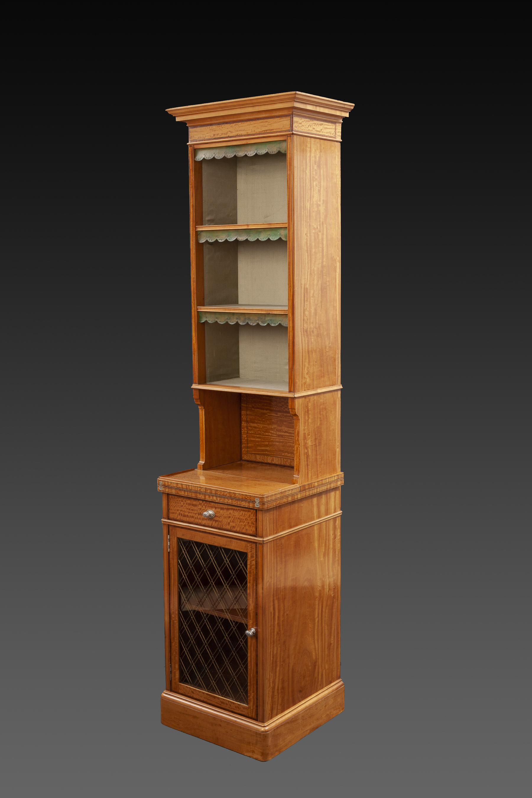 Queen's Secretaire_1337v2.jpg