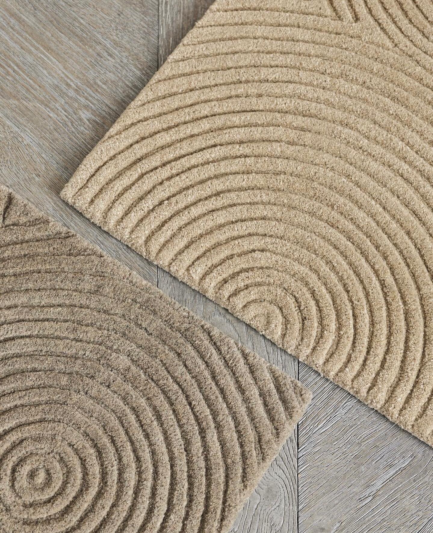 As part of the Zen series, the Zen doormats shown here in beige and dark beige for @boliacom. Inspired by the Japanese zen gardens where the repetitive flowing patterns are intended to create calm and serenity, imitating the essence of nature.

#stud