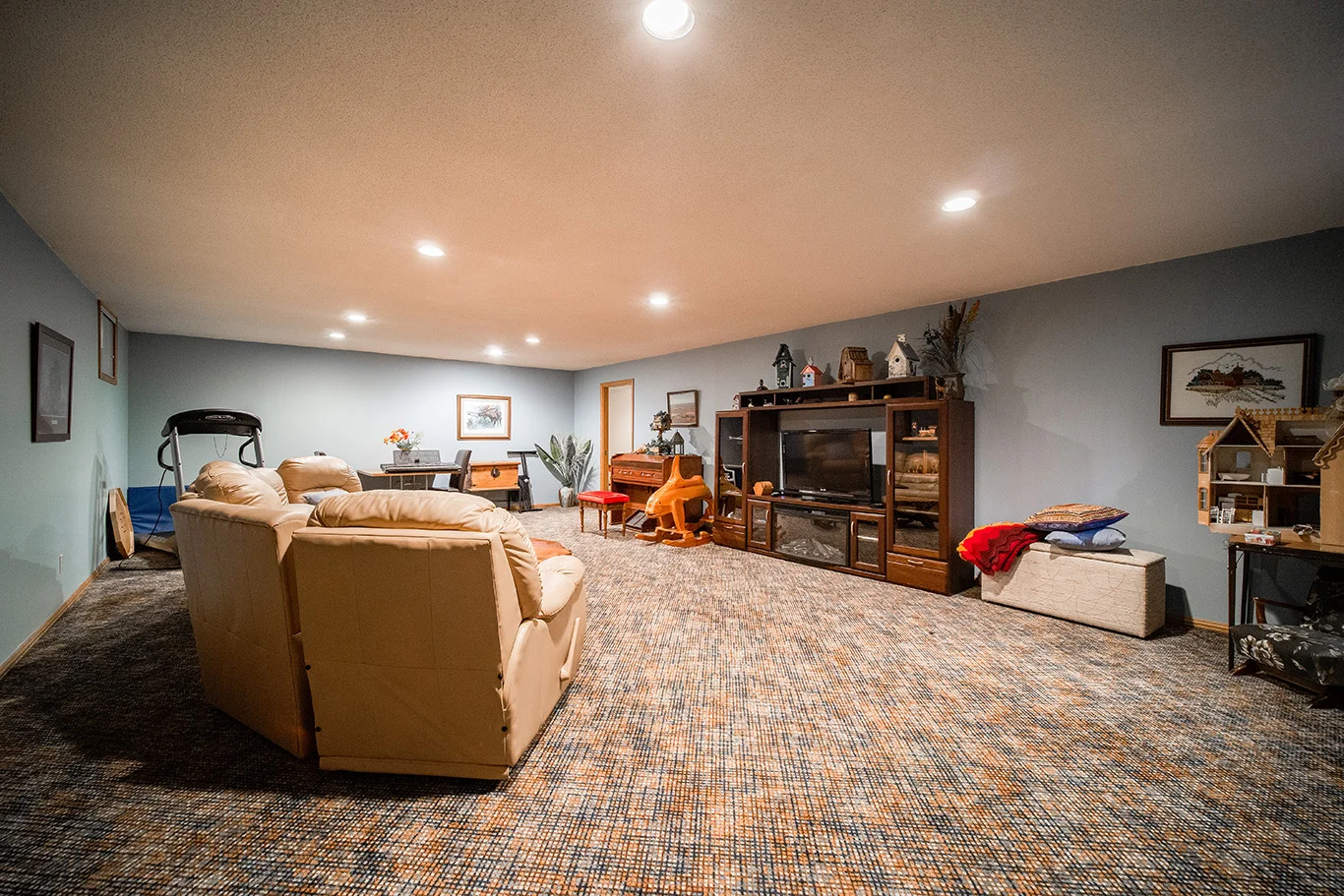 34. 260 Bonner Avenue.jpg