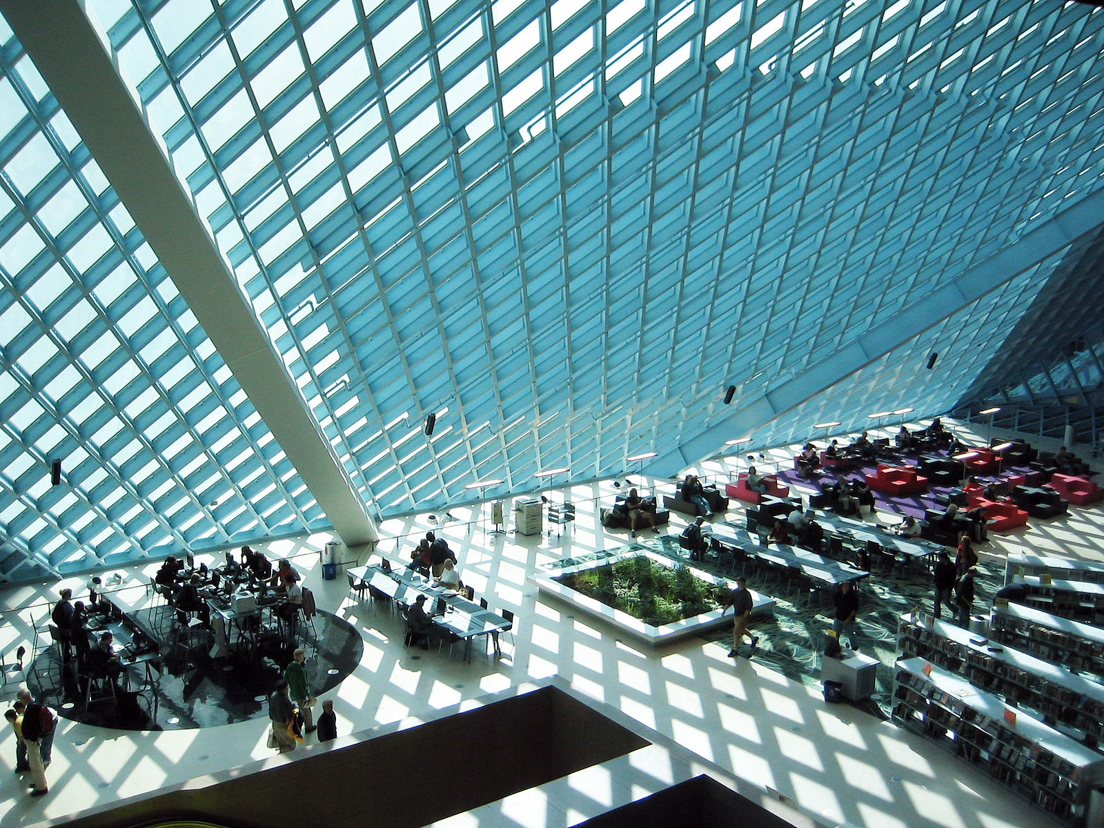 Seattle_Public_Library_2.jpg