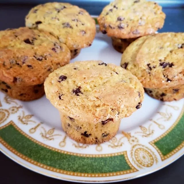 Sunday mornings deserve delicious delineation. Like with making chocolate chip muffins with your better half. #muffins #muffintops #chocolatechip #sundaymornings