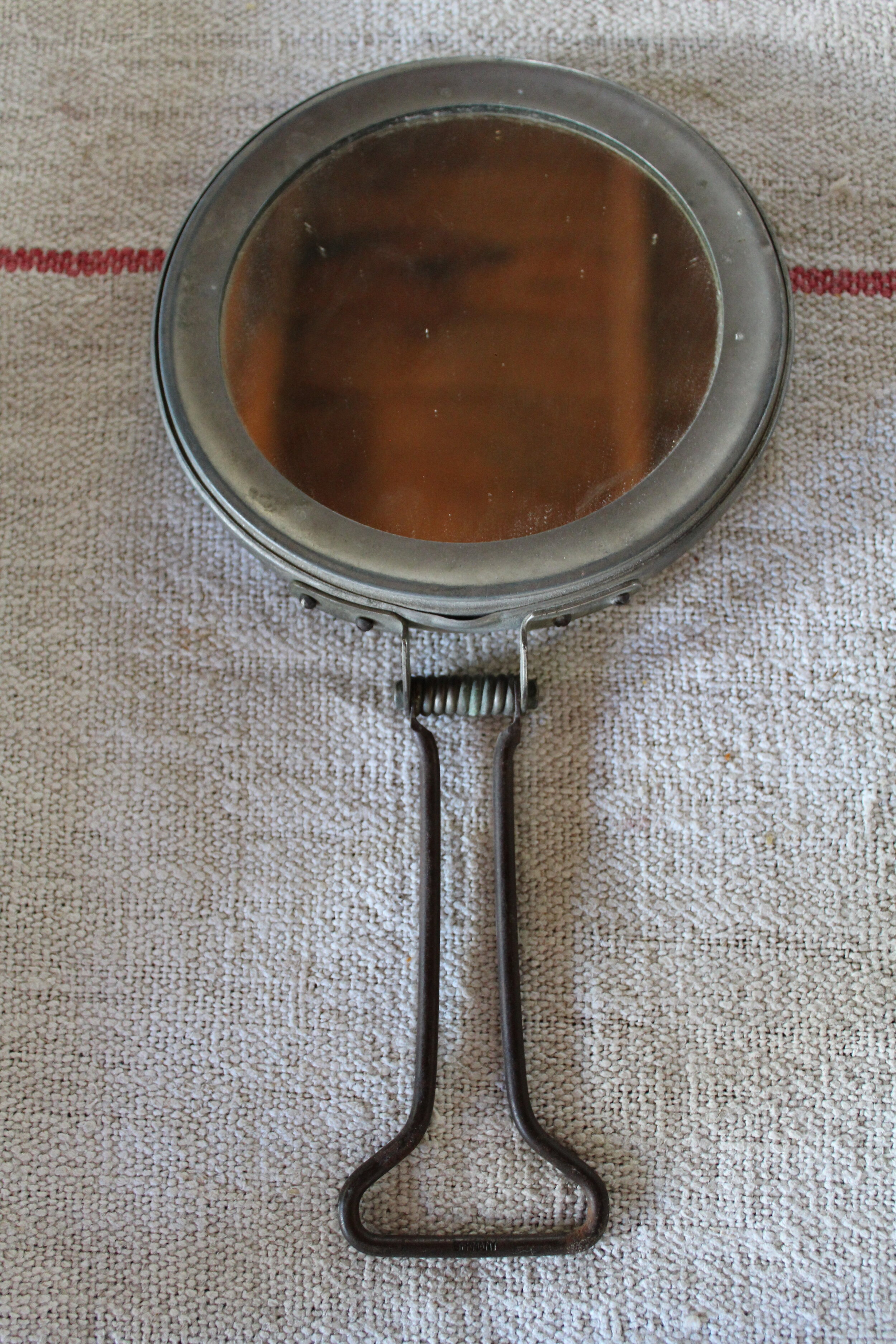 Shaving Mirror flat.JPG