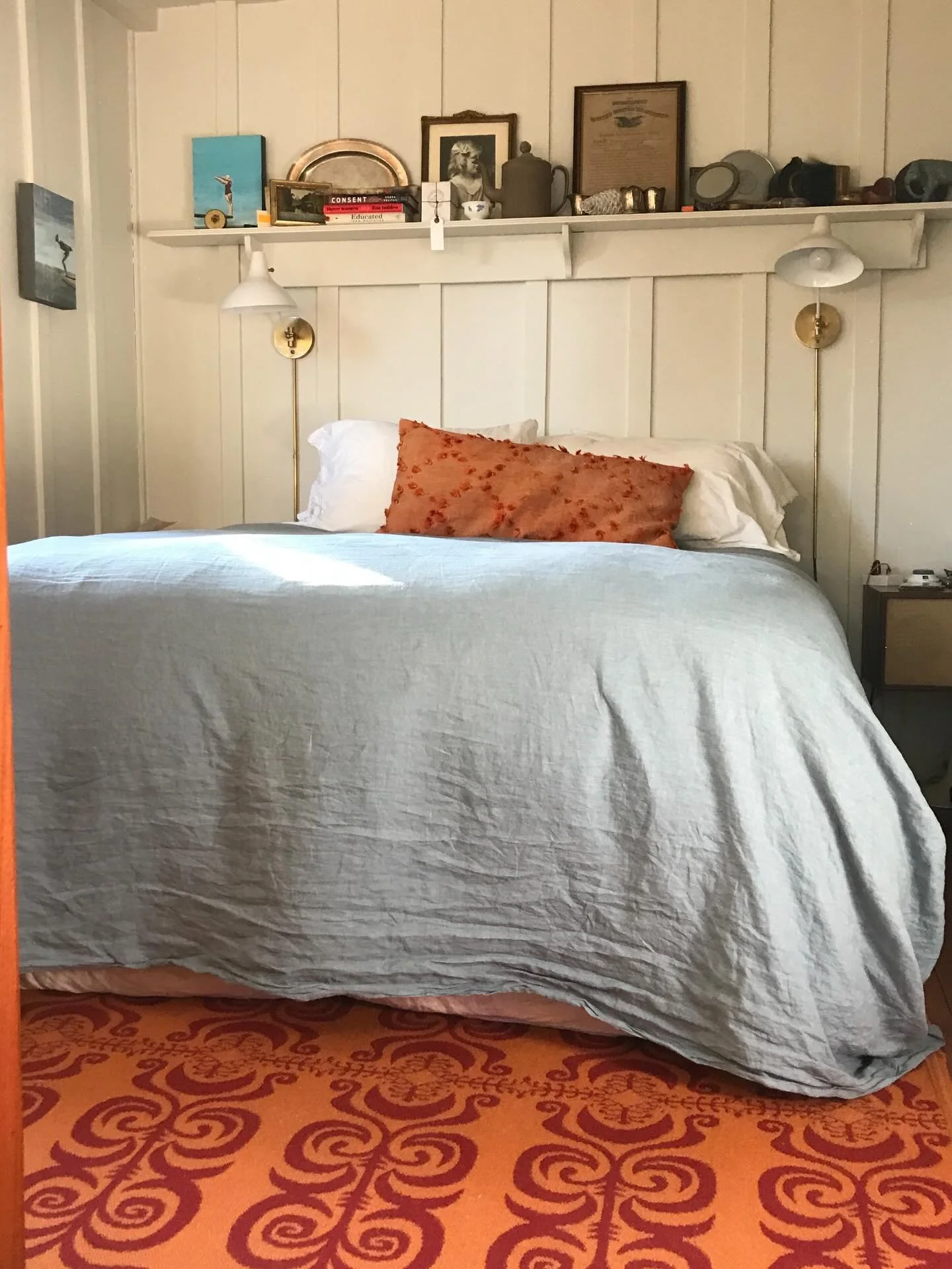 This is an after and a before of our #PacificGroveCottage project. Since space was at a premium, we needed to simplify this bedroom and scare up extra room wherever we could. No headboard and footboard was a start. Eliminating the faux stain glass wi
