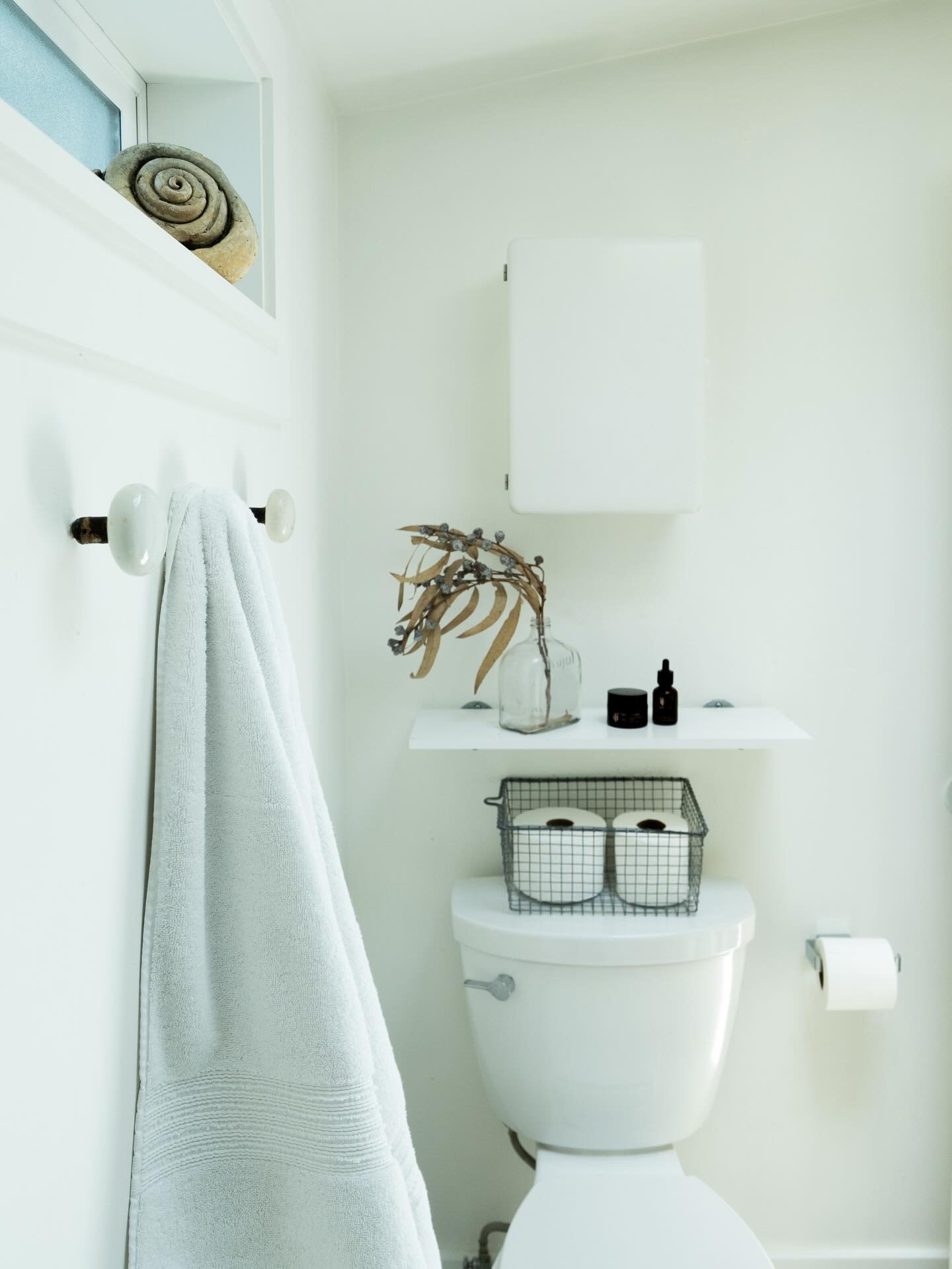 Not everything needs to be shoved into a linen closet. Not sure why, but I love the shape and soft look of a toilet paper roll. I have a life-time supply displayed on a long shelf around my bungalow bathroom&hellip; it&rsquo;s just how I roll.