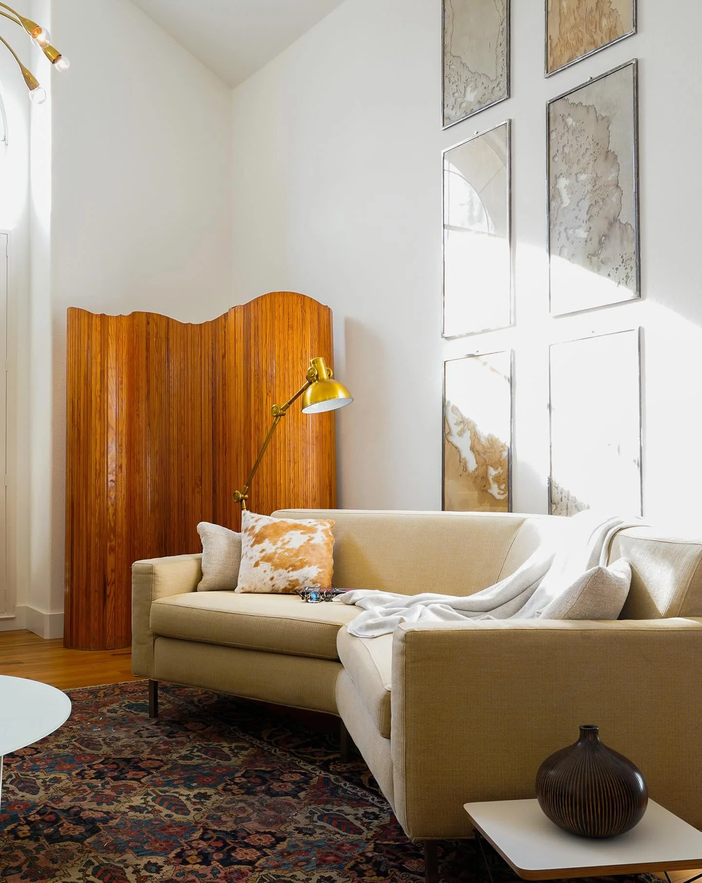 Yes, it&rsquo;s true&hellip; I do repeat things I love over and over when staging a project for photography. That just says to me, &ldquo;this pillow, or throw, or rug, or objet, works in so many scenarios&rdquo;. You don&rsquo;t need to narrow your 