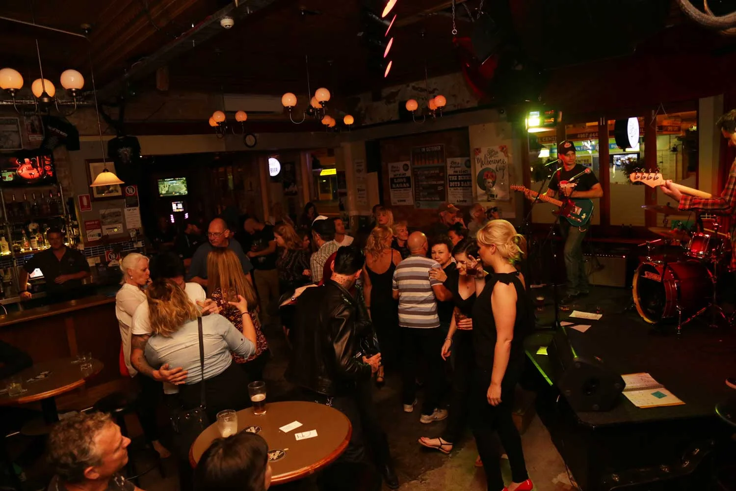 bar.jpg