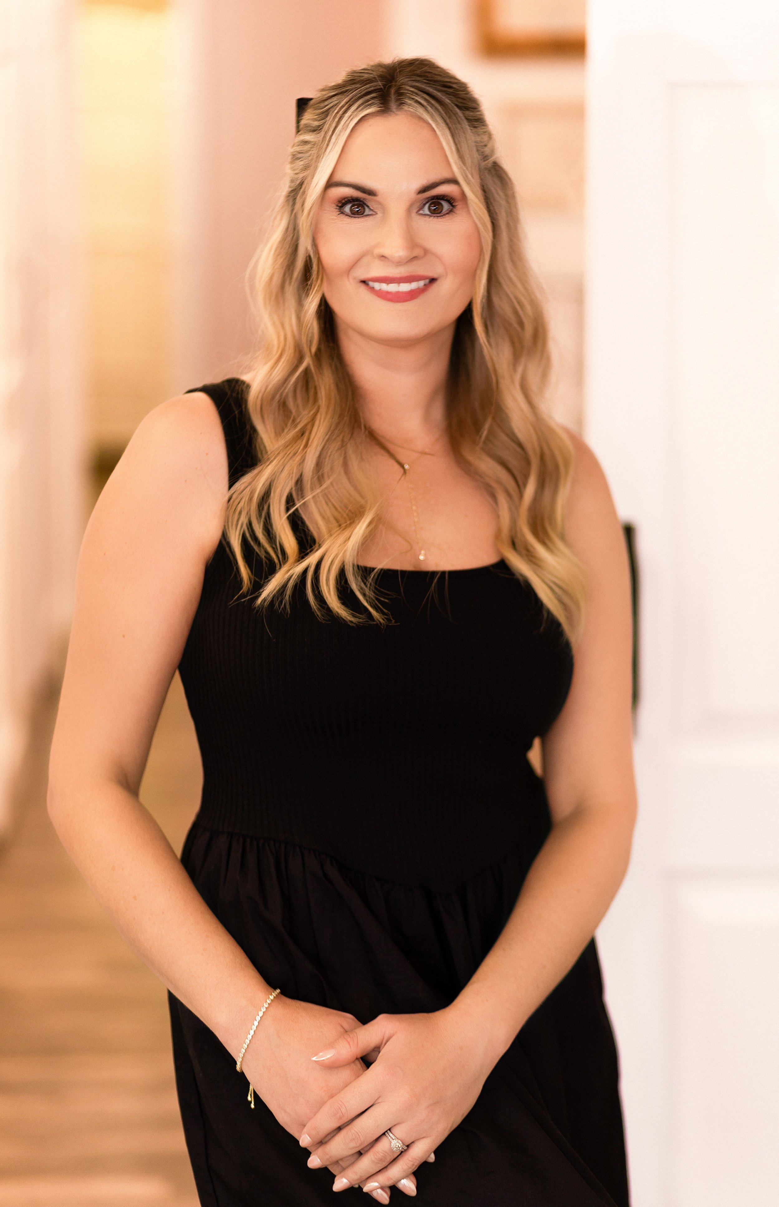 Elegant Aura Aesthetics_Amanda Crowley_Jessica Chapman_Tristan Brown_6.jpg