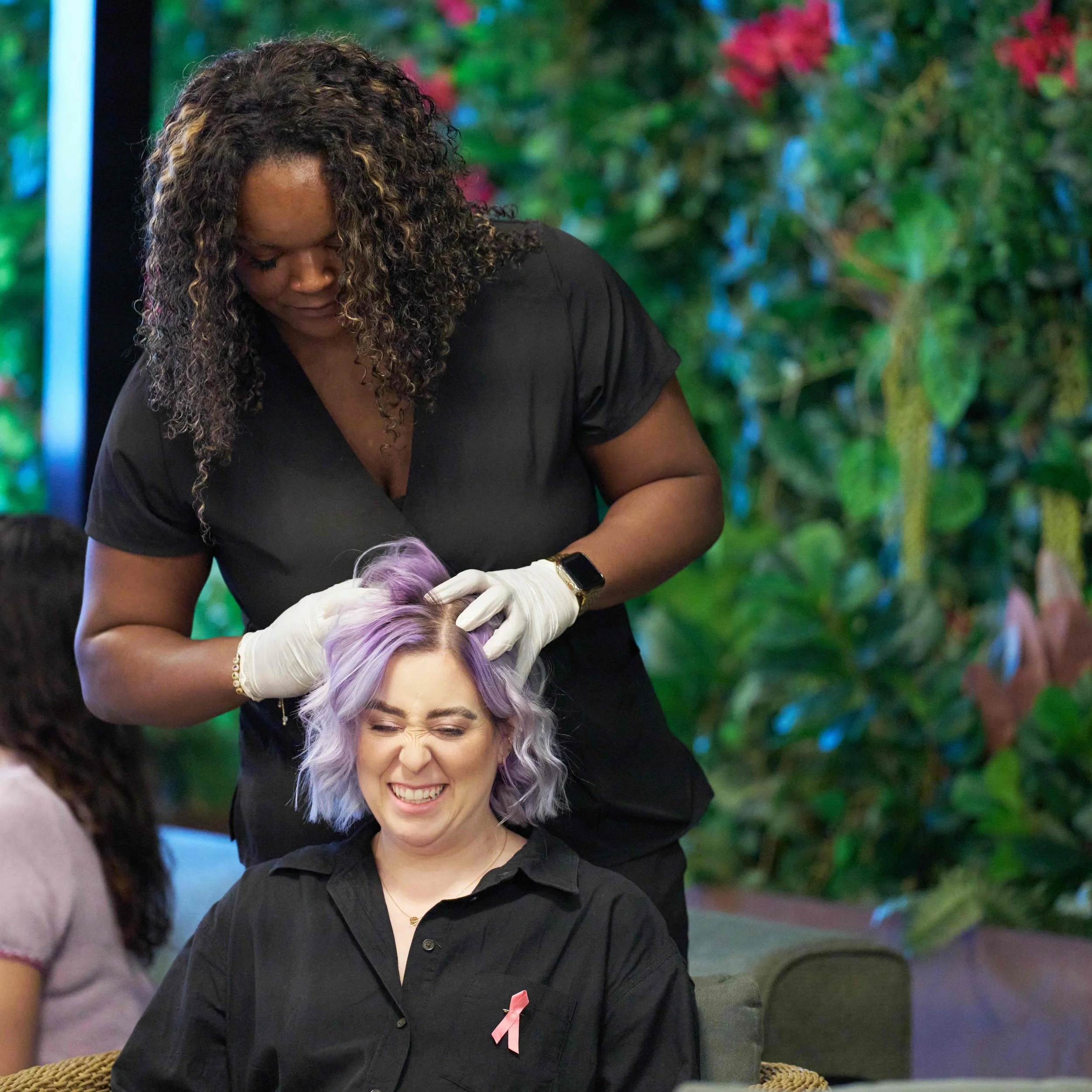 ✨ A moment to reset &mdash; even in the middle of an event. ✨

Our scalp massage experience gives guests a few intentional minutes to pause, relax and recharge &mdash; without taking them away from the action for long.

Select experiences can also in