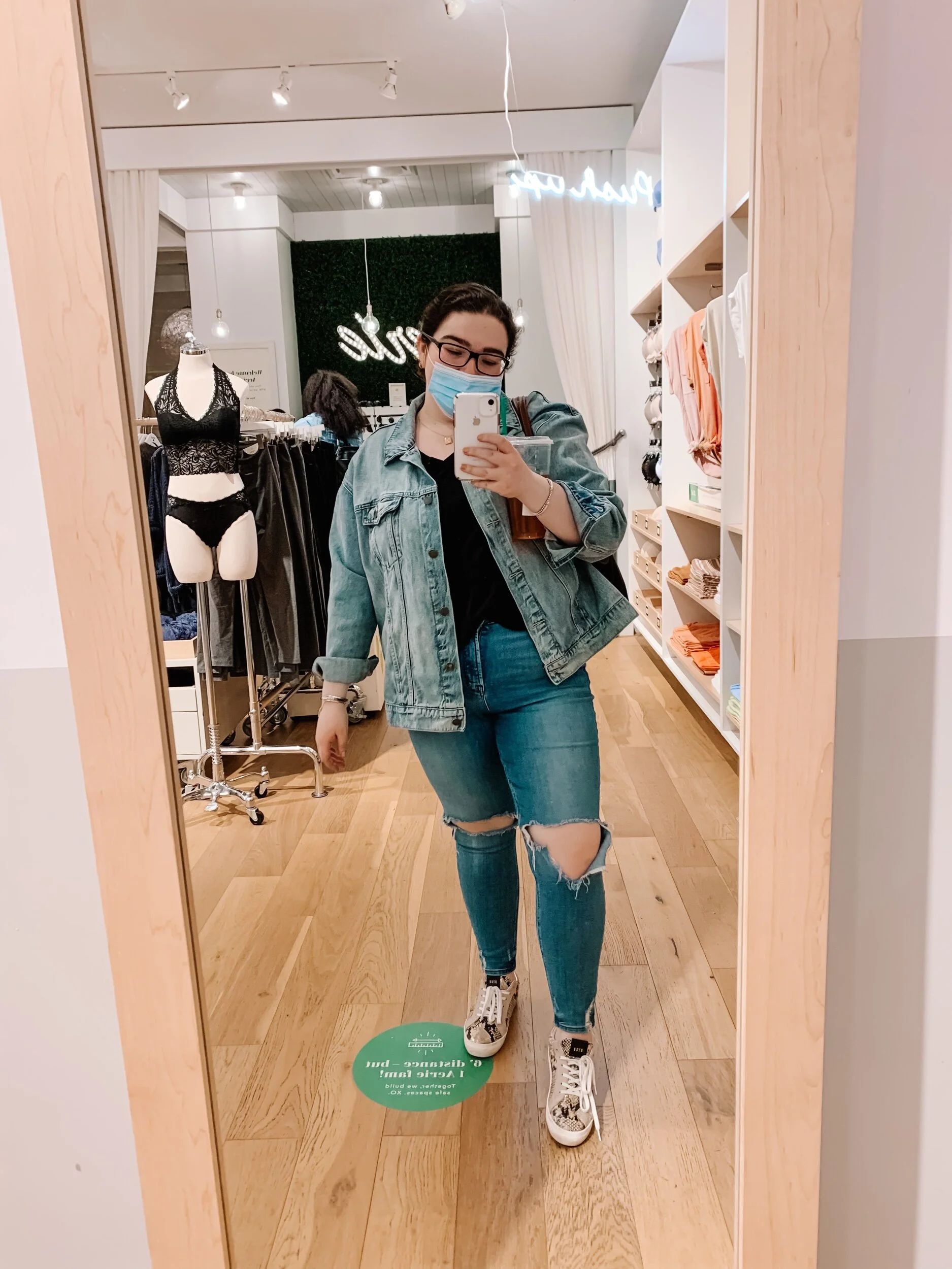 Outfits Of The Week (04/19/21 - 04/23/21)