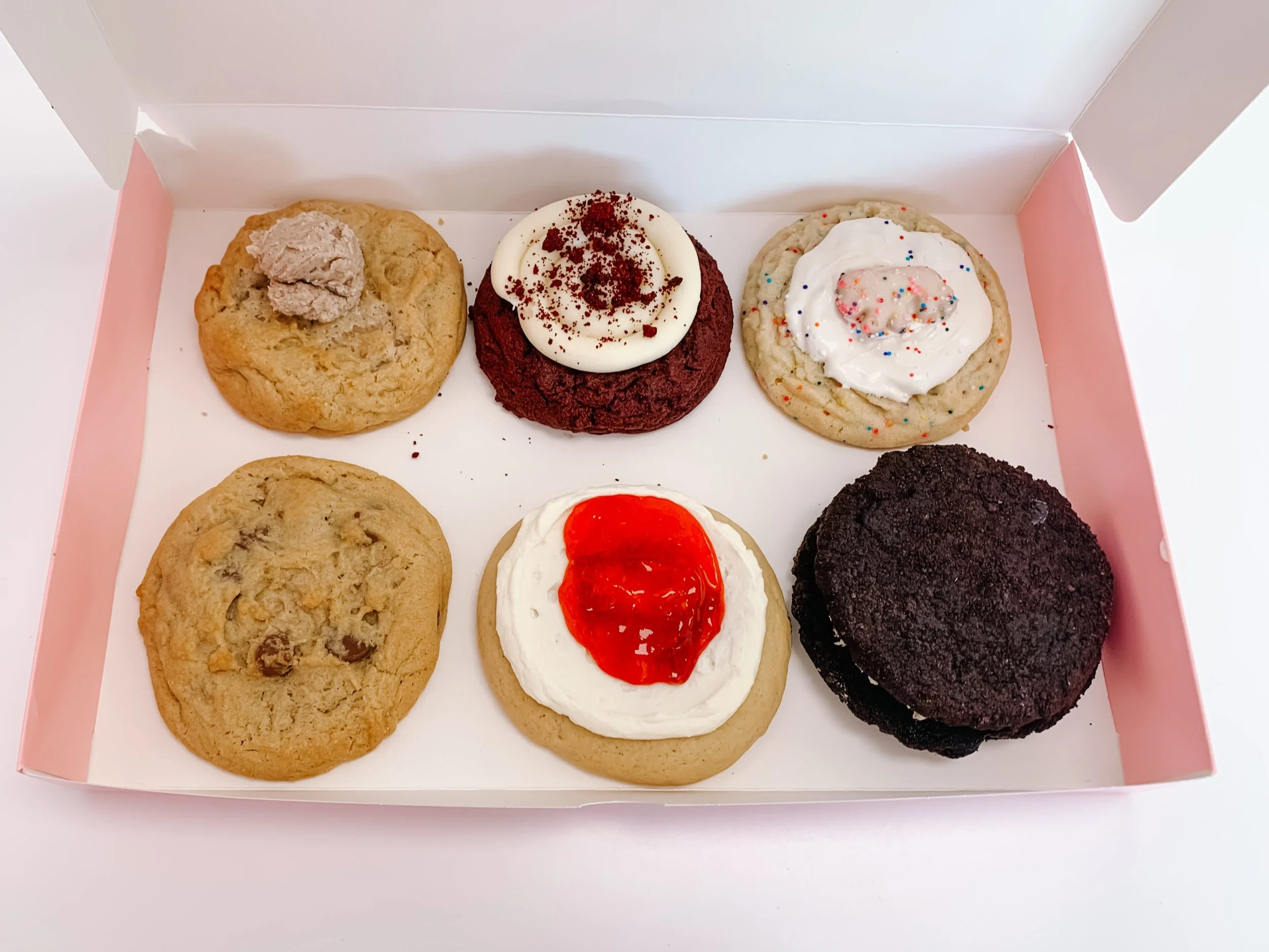 Crumbl Cookie Taste Test 08/22-08/27