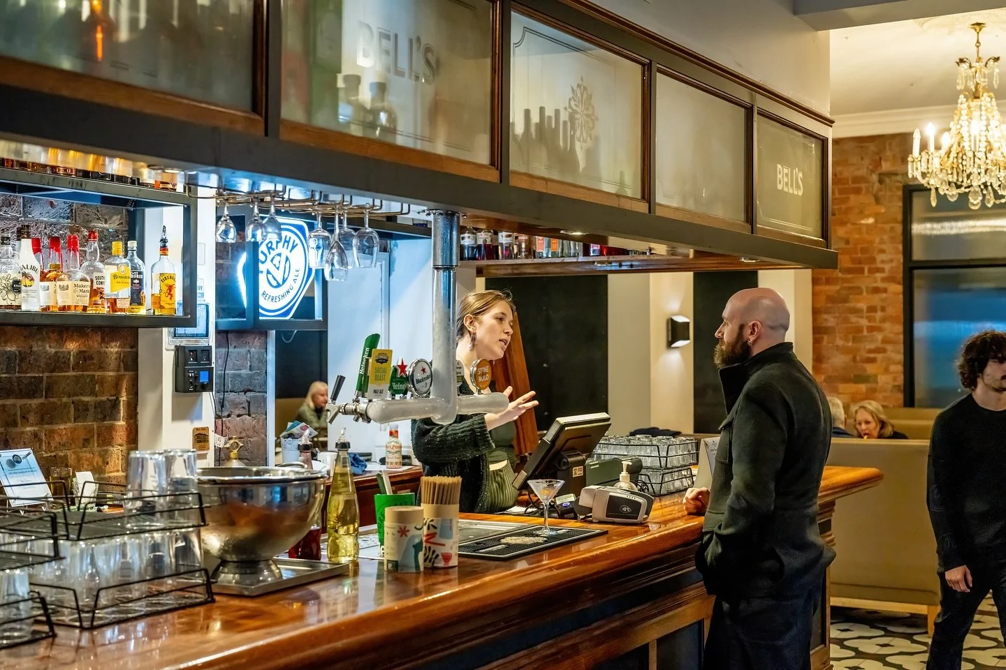 Who needs sunshine when you&rsquo;ve got a Sunday session at Bells?

Rain or shine, we&rsquo;ve got plenty of spaces to hunker down with mates, plus beers on tap, sports on screen and good food coming in hot.

We&rsquo;ll see you at the bar!