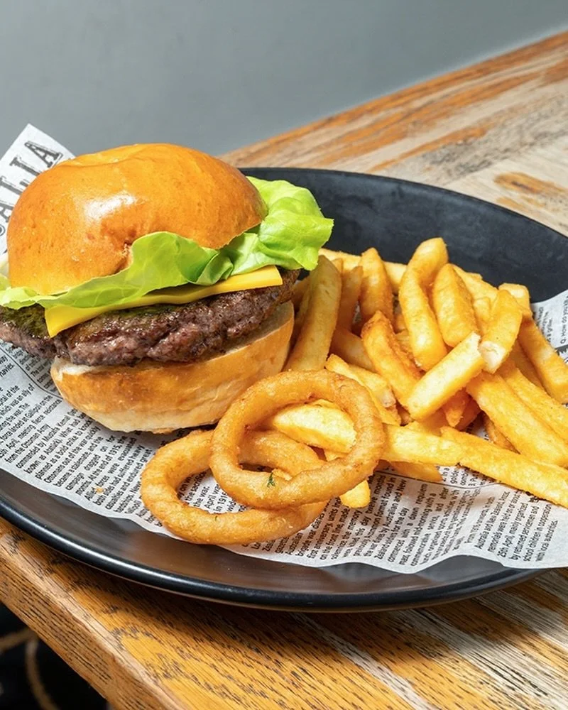 It was a huge AFL Opening Round and there&rsquo;s plenty more matches to come!

Catch your team playing on our big screens as you make the most of our new Siren to Siren game day package for $70 per person:

&bull; Your choice of selected pub meals, 