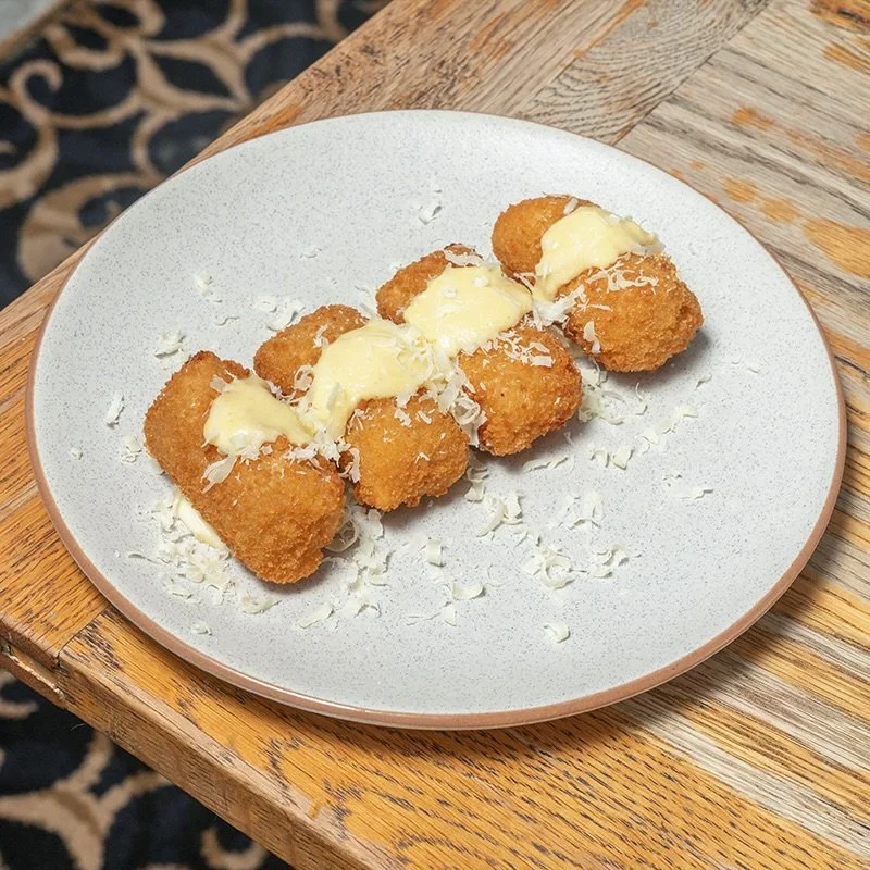 You know all about our $25 weekday specials, but have you tried the rest of our menu? We&rsquo;re talking proper pub food from start to finish.

Kick your next Bells meal off with our Macaroni and Cheese Croquettes: golden and crunchy on the outside,