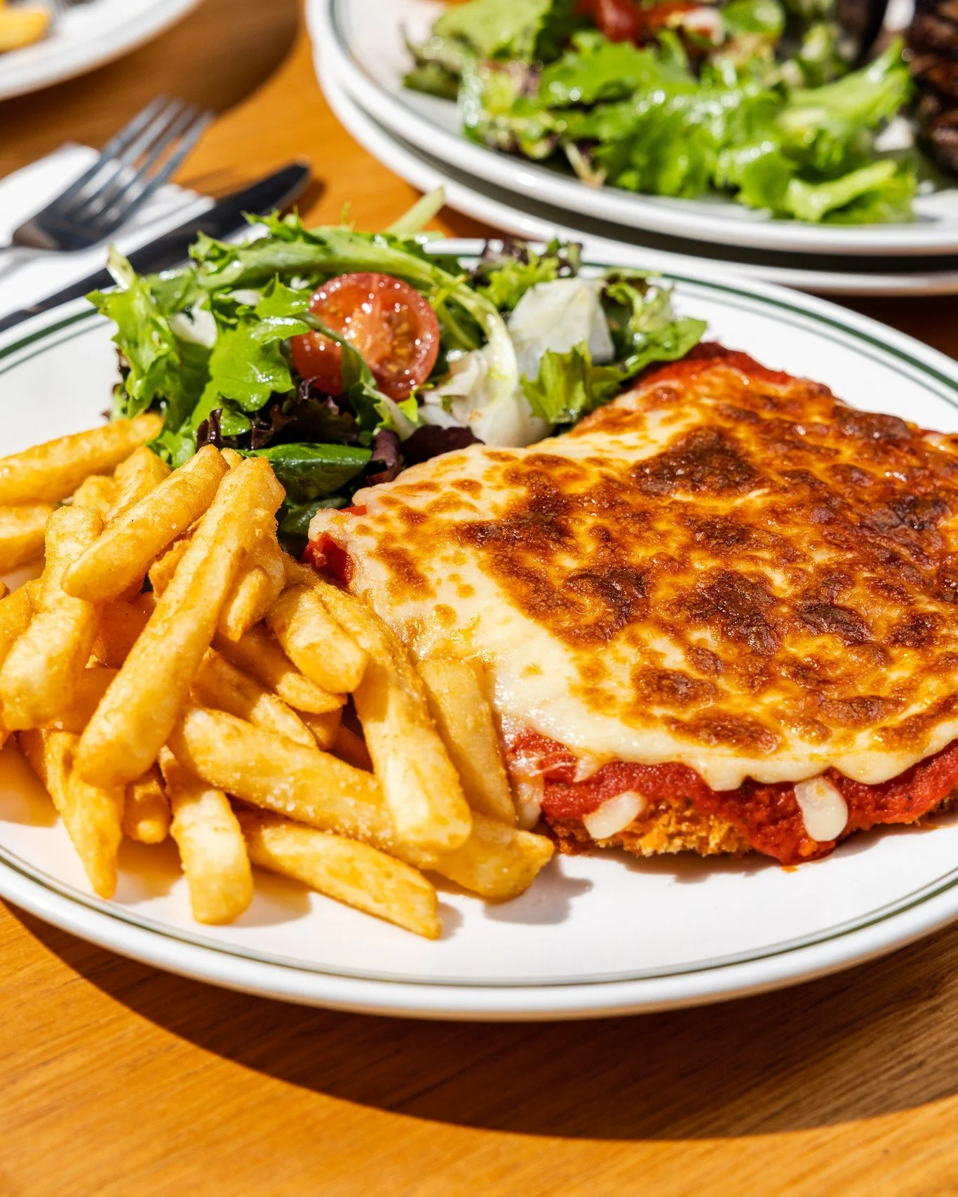 Craving a parma? Luckily for you, it&rsquo;s Parma Thursday at Bells, all day and night long.

Choose any parma from the menu for $25 - classic chicken, Mexican or veggie - with a beer, wine or soft drink included.

And if you&rsquo;re knocking off e