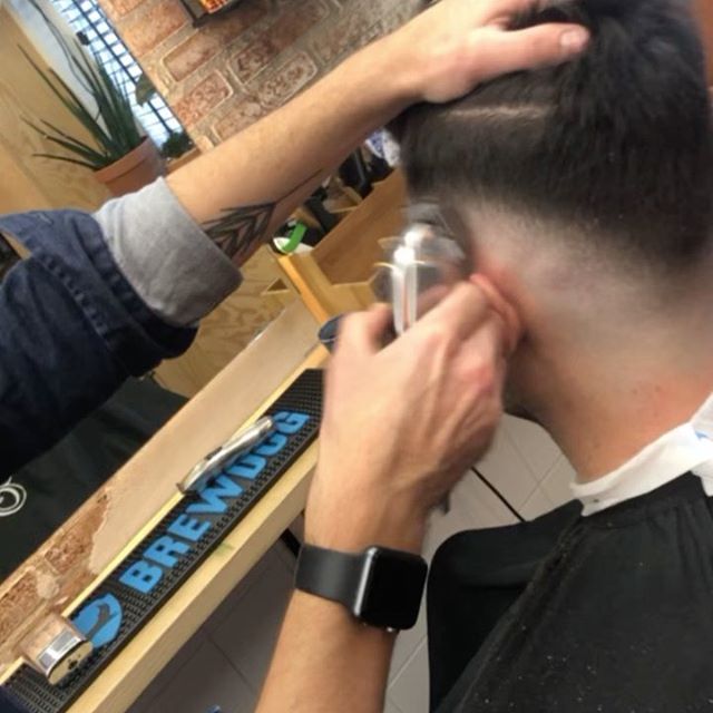 🔥#barbershop #barbershopconnect #dutchbarbersconnect #barbier #thomasbarbershop #wahl #fadegame #menshair #haircut #skinfade