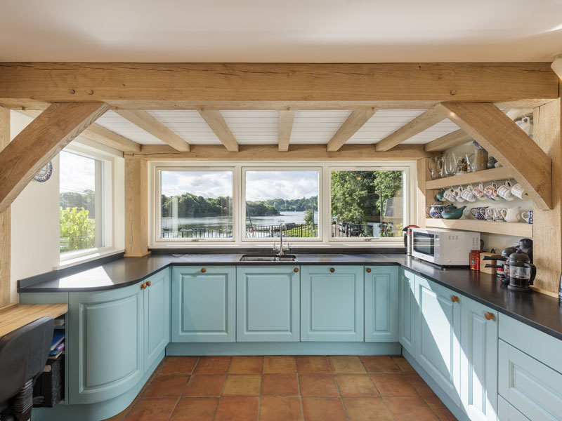 SALCOMBE_FINEST_150116_004.jpg