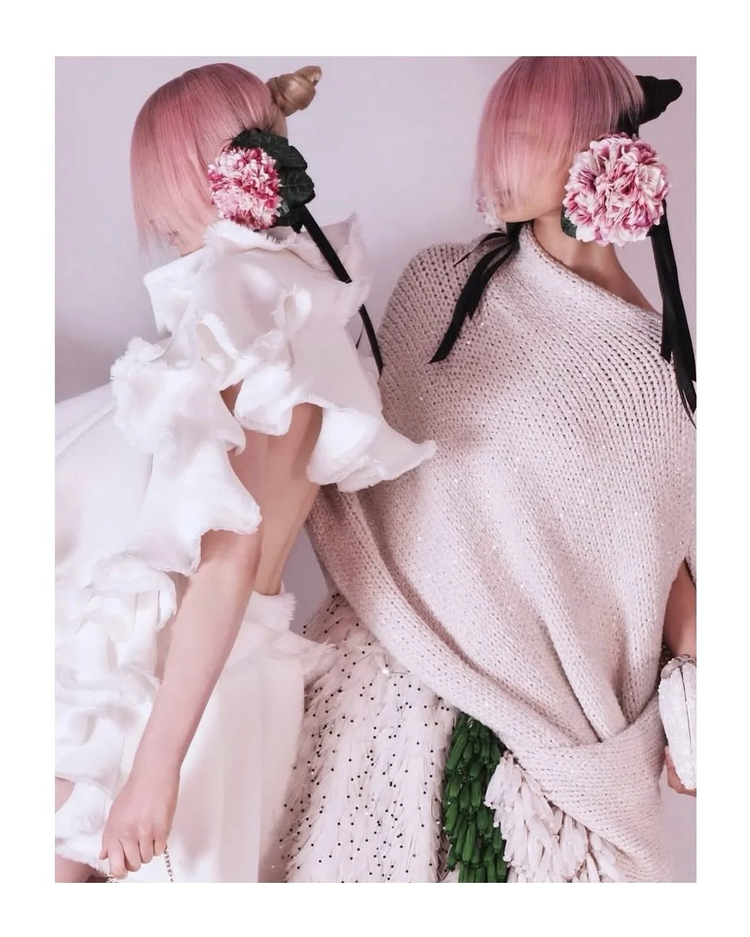 DIOR - Haute Couture SS26, Look N&deg;08

Discover this white knitted ruffle dress, meticulously adorned with feathers inserted into the knit &mdash; handcrafted by the artisans of @maisonfevrier in Paris

@Dior by&nbsp;Jonathan.Anderson
Haute Coutur