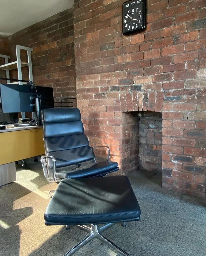 Why not put your feet up after the summer holidays and take a look at one of the coolest studio/office spaces in Leeds. Central location, self contained studio in a small warehouse conversion. Flexible terms and friendly neighbours. Give us a call. #