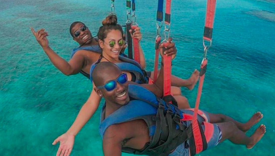 Image: Key To The Sea Parasailing