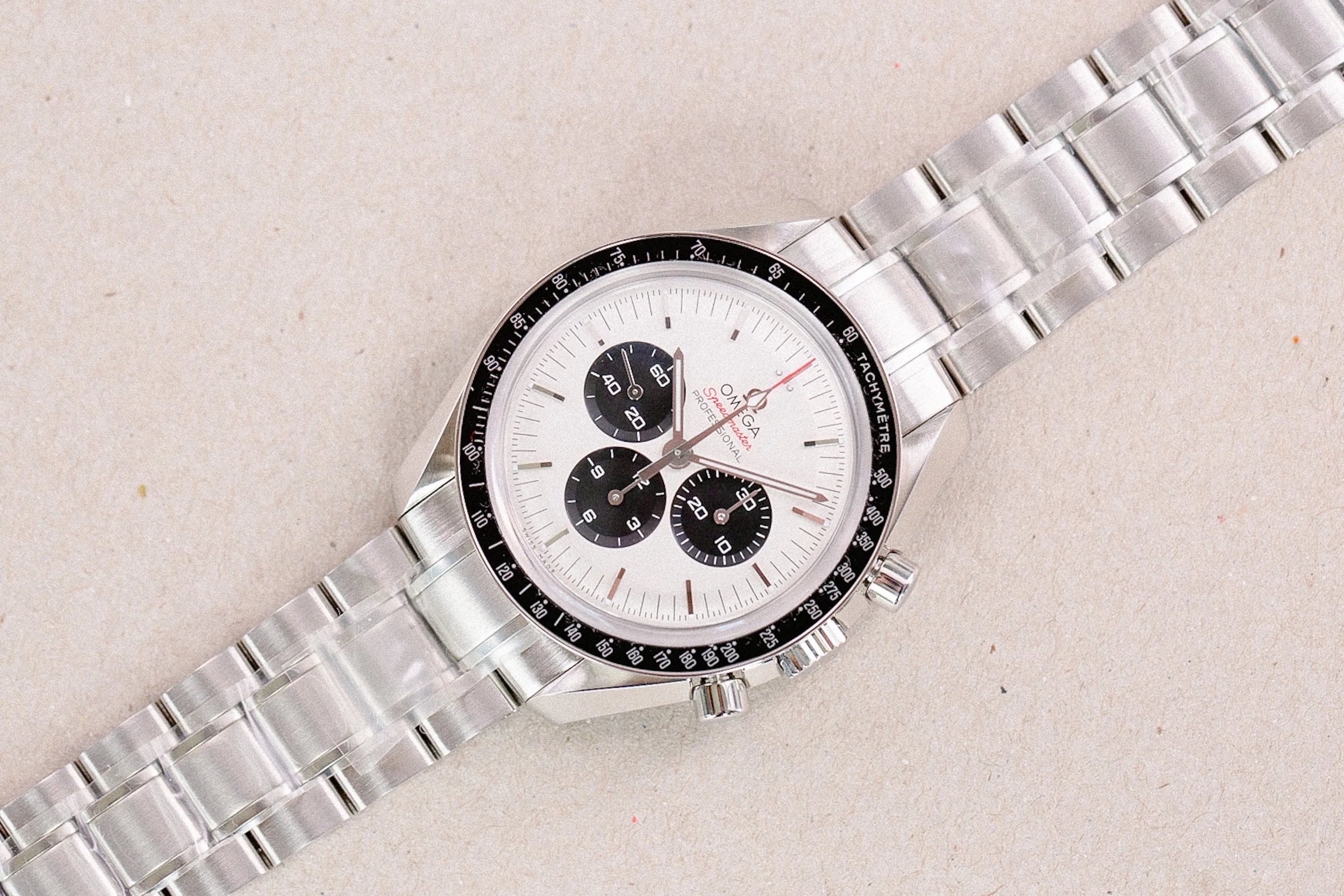 Omega_Speedmaster_Panda_Tokyo_Olympics_Limited_Edition_New_Sealed_8.jpg